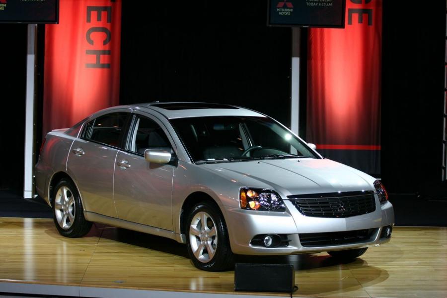  Mitsubishi Galant 2009 года  (фото 29 из 98)